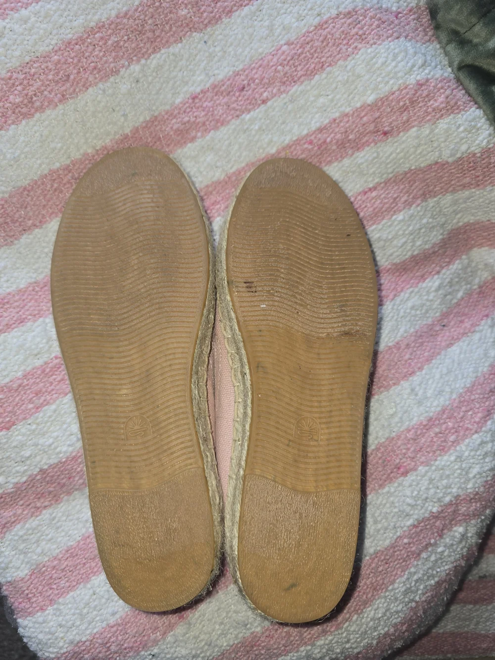 Soludos Pink 'Ciao Bella' Canvas Espadrilles - Women's Size 8